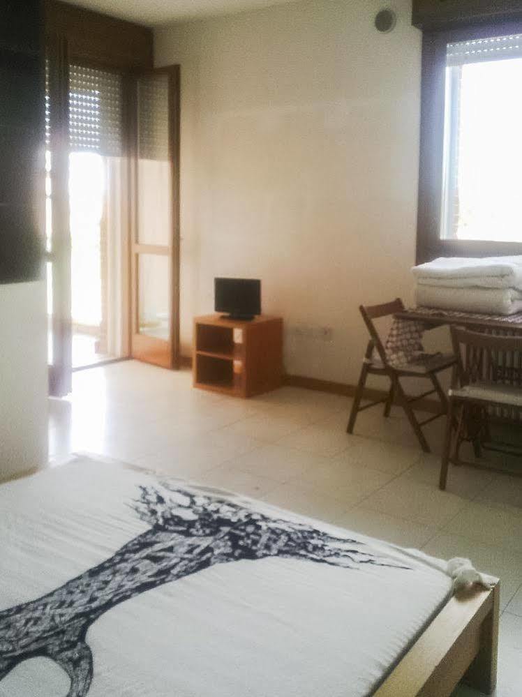 Parri, Bologna By Short Holidays Apartment Bagian luar foto